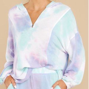 Lightweight hooded sweatshirt NEVER WORN